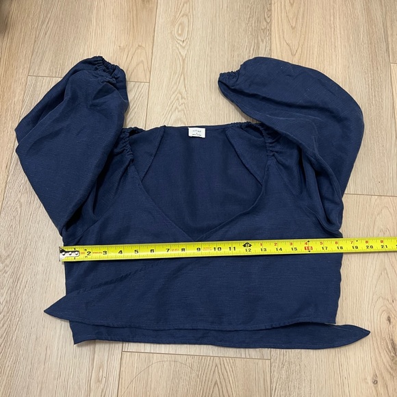 NWOTS Aritzia Wilfred Venus Linen Top - Picture 10 of 17